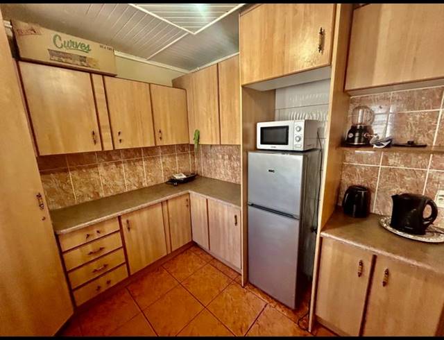 4 BEDROOM HOUSE FOR SALE IN VANDERBIJLPARK CE 1